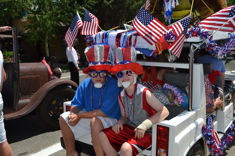 4th Of July Parade Float