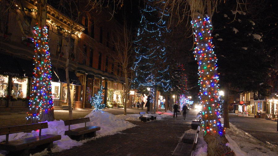 Photo Of Walking Mall In Aspen Colorado - Hyman Ave. Mall- December 21st 2009